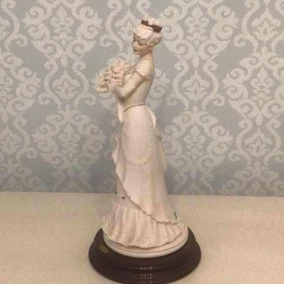 Giuseppe Armani Flower Bouquet figurine - Picture 4 of 6